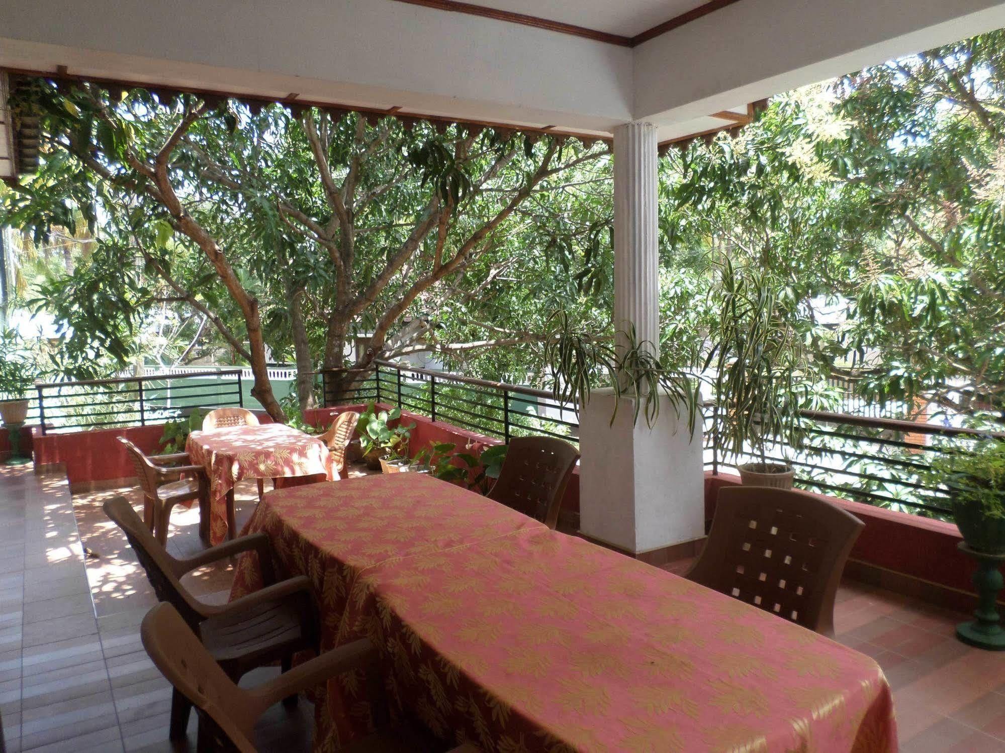 Thilaka City Hotel أنرادابورام المظهر الخارجي الصورة
