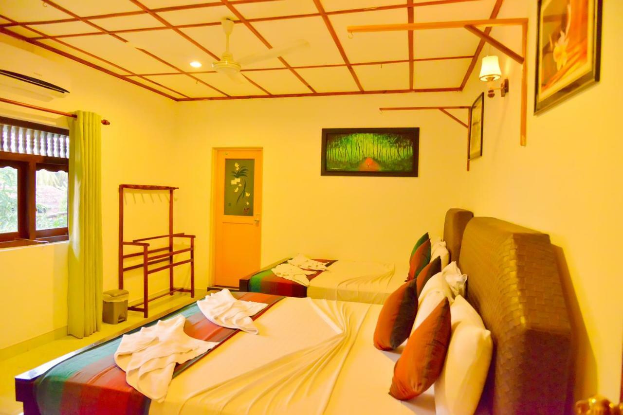 Thilaka City Hotel أنرادابورام المظهر الخارجي الصورة